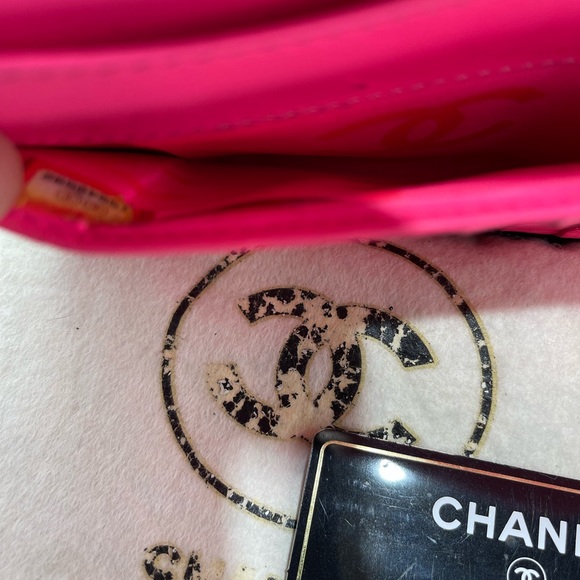 Chanel Cambon Zippy Wallet /clutch in lambskin , preloved. - Picture 12 of 14